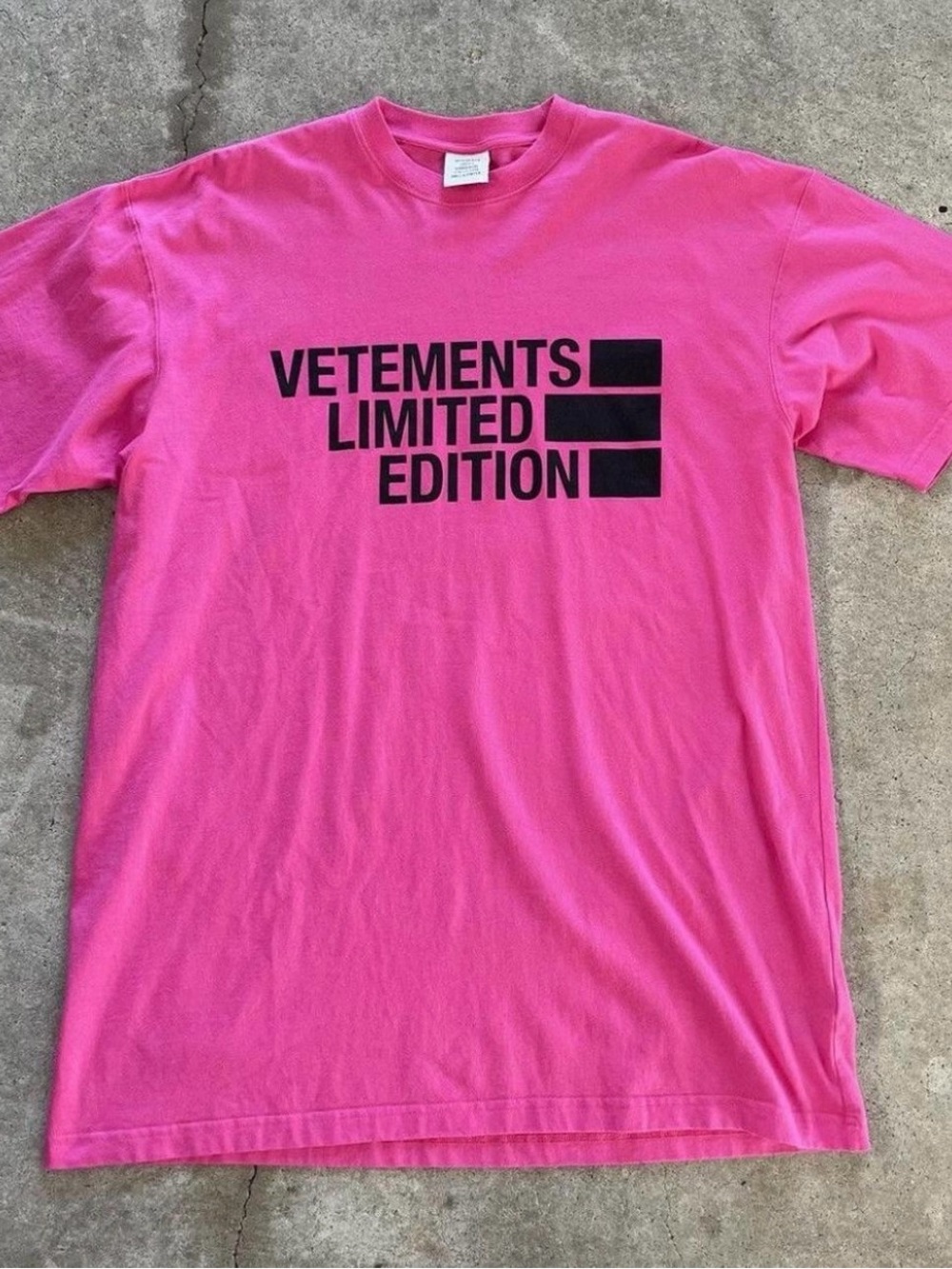 Vetements Limited Edition Hot Pink Oversized T-Shirt Size S Made Portugal